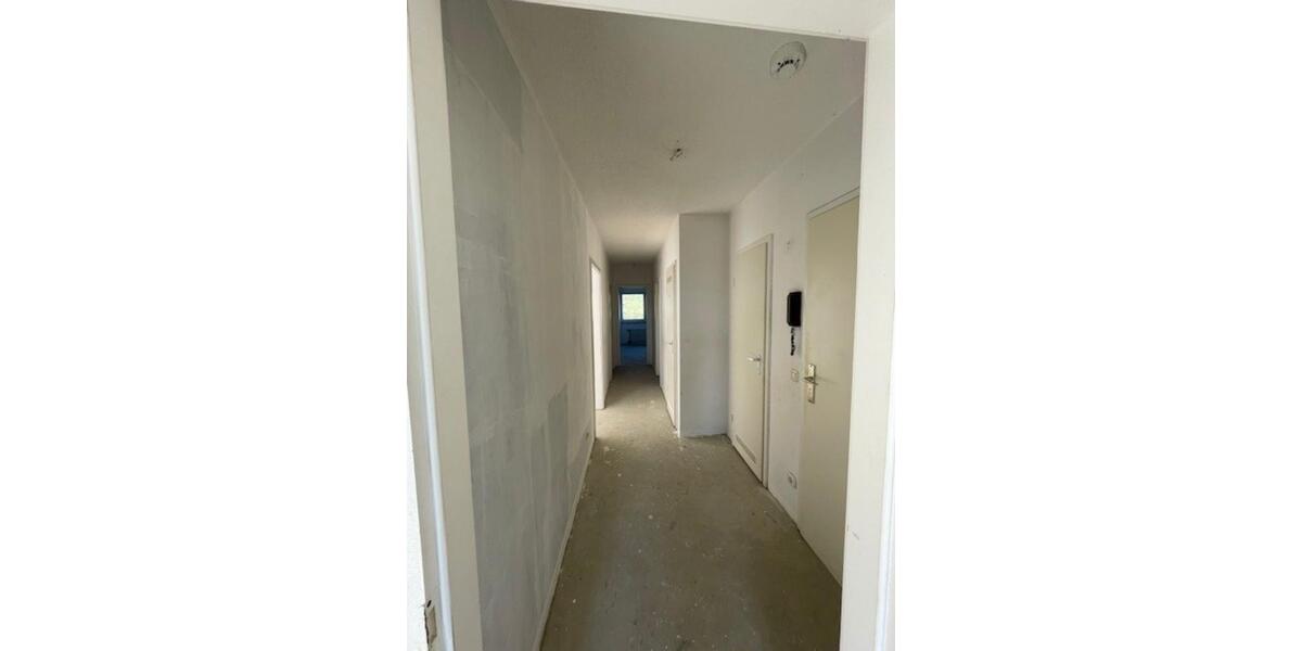 Dachgeschoßwohnung Velbert Pöthen - 3 Zimmer, 81 m&sup2;, 460&euro; | Angebot:25363968