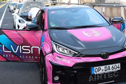 Toyota Yaris 19.000 km 52.000 &euro; Leverkusen 51381