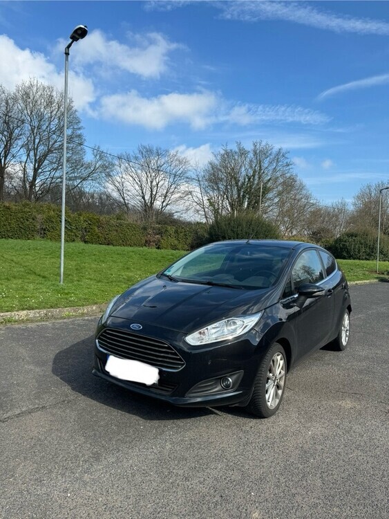 Ford Fiesta 58.000 km 9.499 € Köln 50667