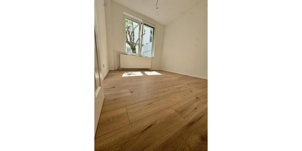 Loft - Studio - Atelier Düsseldorf Flingern Süd - 2 Zimmer, 33 m&sup2;, 749&euro; | Angebot:26439188