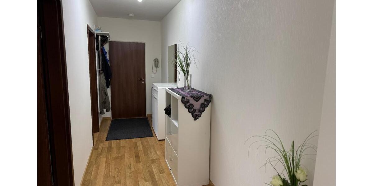 Erdgeschoßwohnung Wermelskirchen - 3 Zimmer, 78 m&sup2;, 215.000&euro; | Angebot:27413699