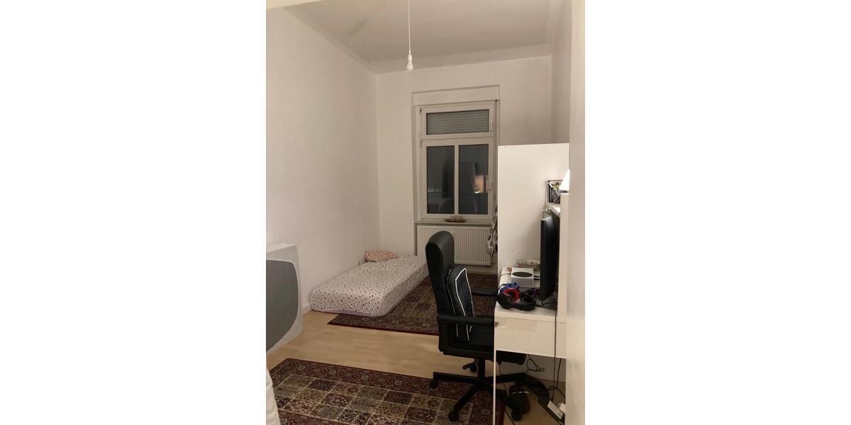 Etagenwohnung Düsseldorf Oberbilk - 3 Zimmer, 60 m&sup2;, 750&euro; | Angebot:25454157