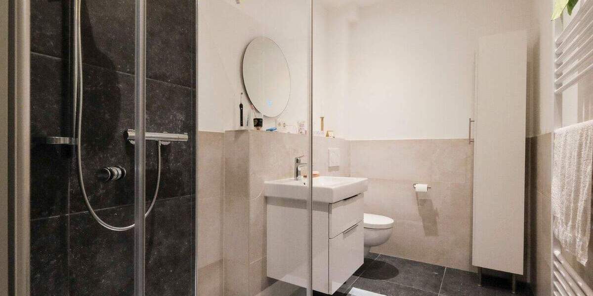 Reihenendhaus Lindlar Linde - 6 Zimmer, 225 m&sup2;, 1.900&euro; | Angebot:25660655