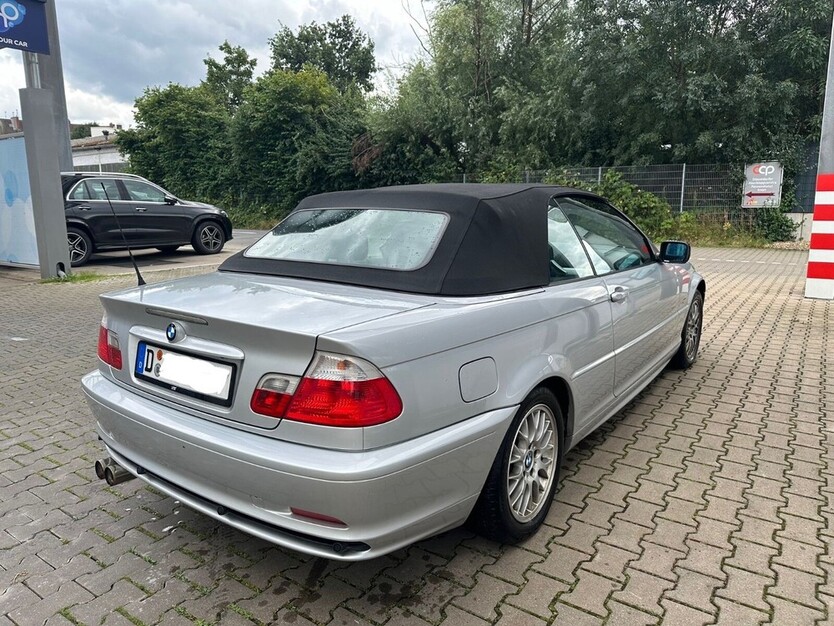 BMW 318 114.000 km 7.000 € Düsseldorf 40213