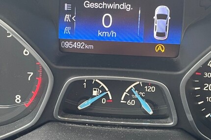 Ford C-Max 95.400 km 9.000 € Düsseldorf 40213