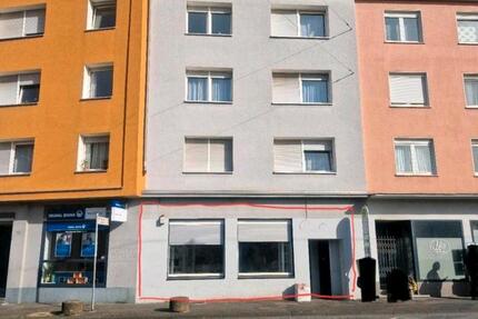 Von Privat - Große Gewerbefläche mit Schaufenster und Lager zimmer