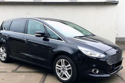 Ford S-Max 160.500 km 13.450 € Bochum 44801