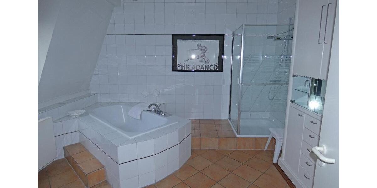 NEU: Ein Traum für Dachgeschossliebhaber direkt im Zentrum von Wiesdorf! 4 zimmer