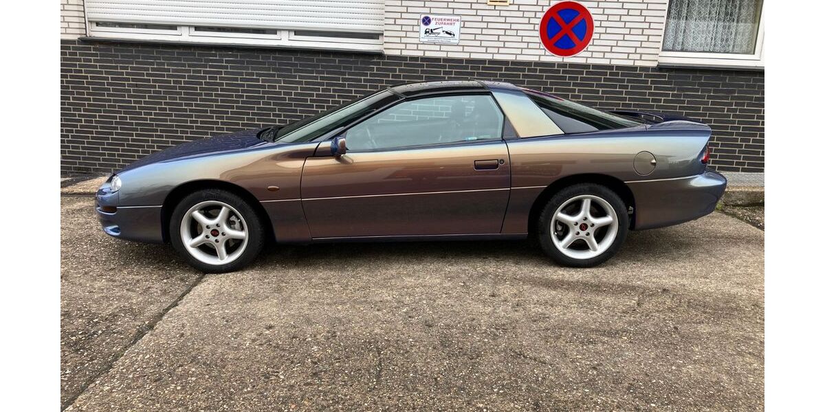 Chevrolet Camaro 61.500 km 11.490 &euro; Hilden 40721