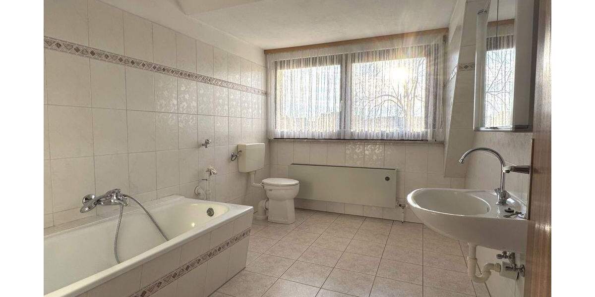 Klassiker mit Bonusflächen und Gartenidyll 5 zimmer