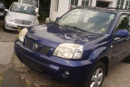 Nissan X-Trail 180.000 km 2.790 € Wuppertal 42329