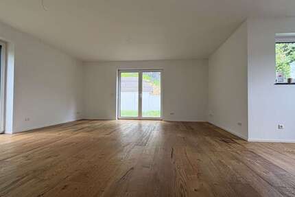 Haus Engelskirchen - 3 Zimmer, 123 m&sup2;, 425.000&euro; | Angebot:26756842