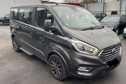 Ford Tourneo Custom 186.419 km 19.999 € Düsseldorf 40597