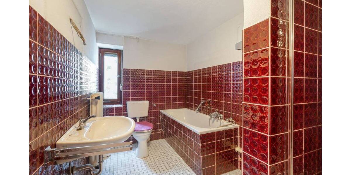 Mehrfamilienhaus, Wohnhaus Wetter (Ruhr) Volmarstein - 1 Zimmer, 250 m&sup2;, 325.000&euro; | Angebot:23962435