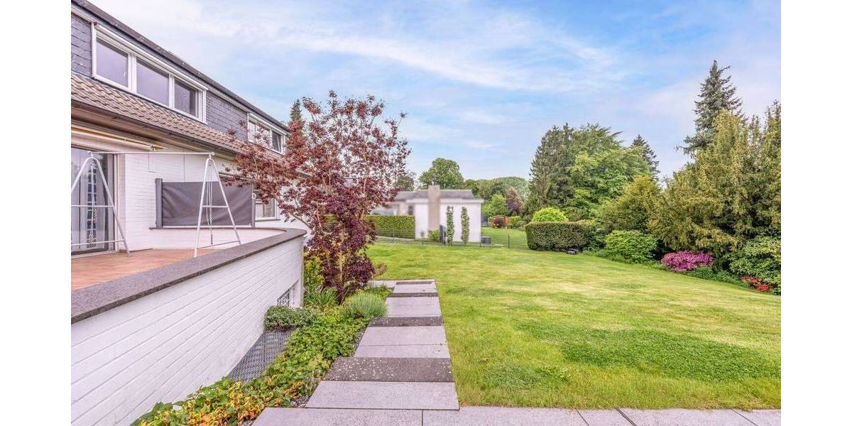 Einfamilienhaus Remscheid Süd - 8 Zimmer, 260 m&sup2;, 1.150.000&euro; | Angebot:26805125