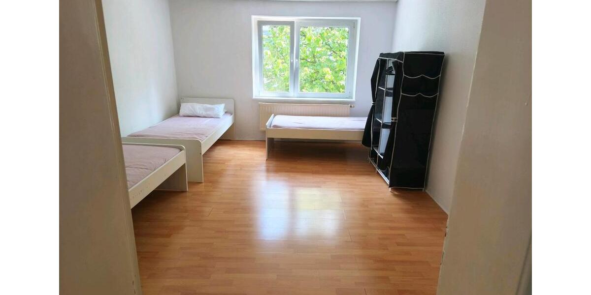Etagenwohnung Solingen Mitte - 2 Zimmer, 65 m&sup2;, 650&euro; | Angebot:26387860