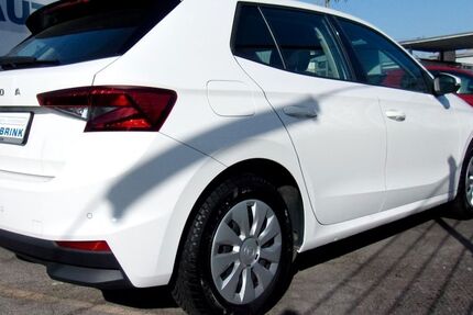 Skoda Fabia 25.750 km 13.745 &euro; Hagen 58089