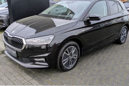 Skoda Fabia 4.764 km 20.835 &euro; Leverkusen 51373