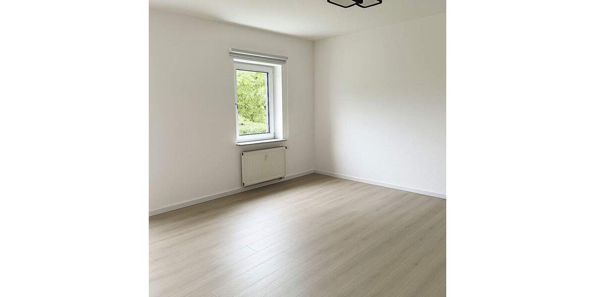 WE 2 - Schöne 2,5- Zimmer- Wohnung mit Balkon in ruhiger Lage 2 zimmer