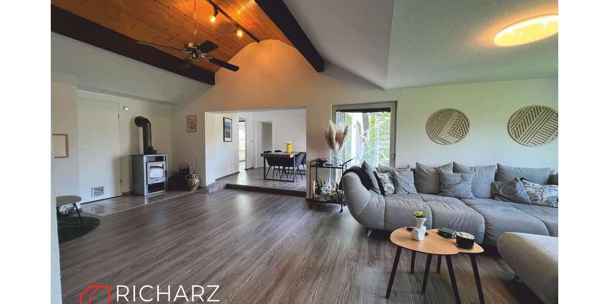 Etagenwohnung Overath - 3 Zimmer, 120 m&sup2;, 1.100&euro; | Angebot:26631063