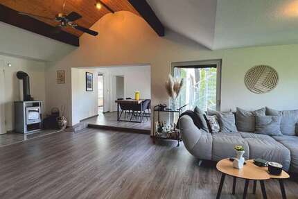 Wohnung Overath - 3 Zimmer, 120 m&sup2;, 1.100&euro; | Angebot:26631063