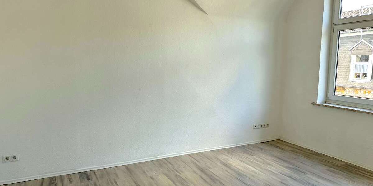 Wohnung zum Mieten in Wuppertal 474,35 € 68.25 m² 2 zimmer