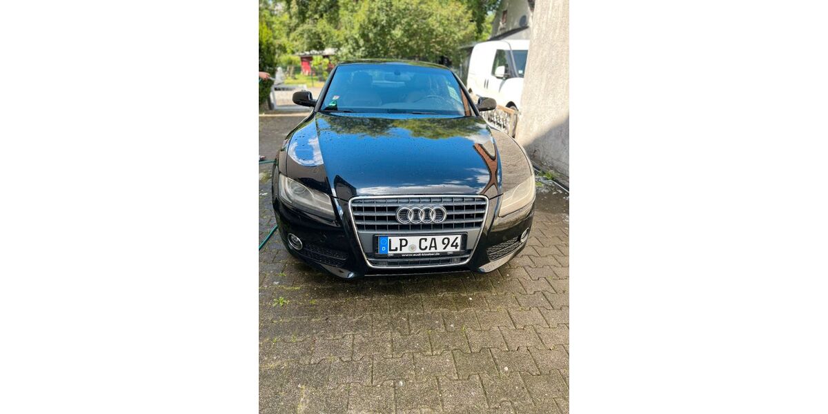 Audi A5 194.000 km 4.499 &euro; Ratingen 40880