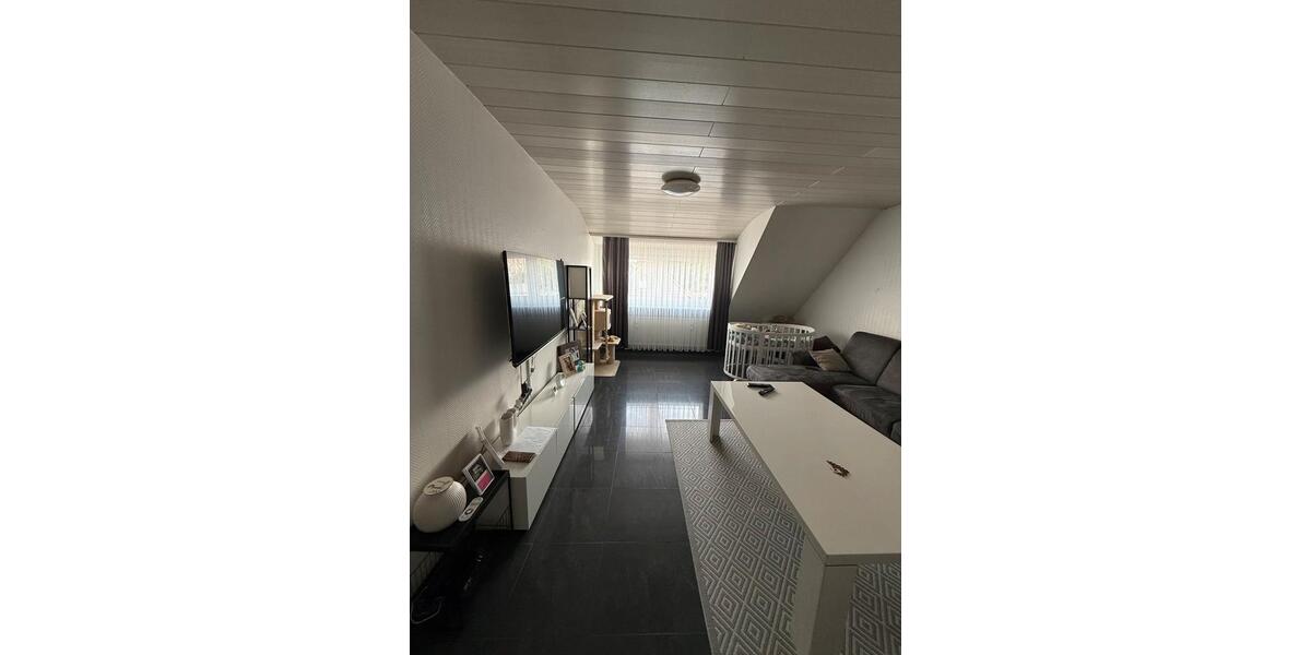 Dachgeschoßwohnung Remscheid Reinshagen - 3.5 Zimmer, 82 m&sup2;, 155.000&euro; | Angebot:26920832