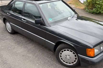 Mercedes-Benz 190 114.000 km 9.999 &euro; Engelskirchen 51766