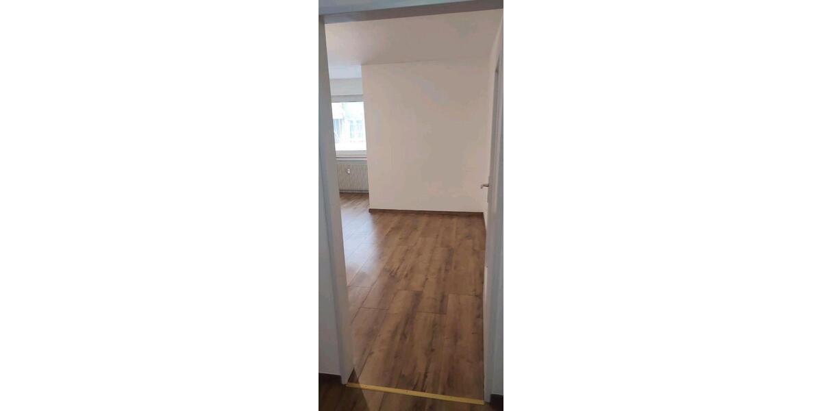 Etagenwohnung Remscheid - 1 Zimmer, 43 m&sup2;, 320&euro; | Angebot:25548127