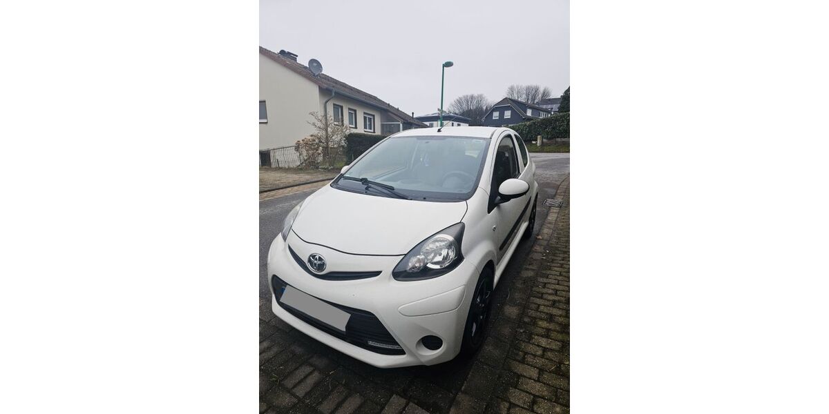 Toyota Aygo (X) 81.258 km 4.500 &euro; Ennepetal 58256