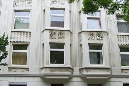 Sehr schön erhaltene 2,5-Zimmer-Wohnung in schmucken Altbau 2 zimmer