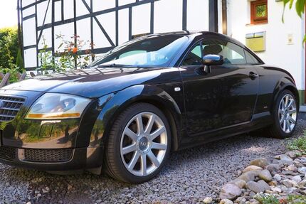 Audi TT 213.560 km 5.990 &euro; Hagen 58091