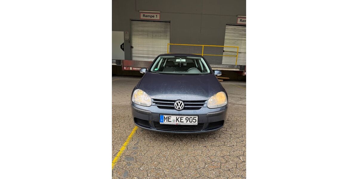 VW Golf 208.440 km 2.500 &euro; Velbert 42551