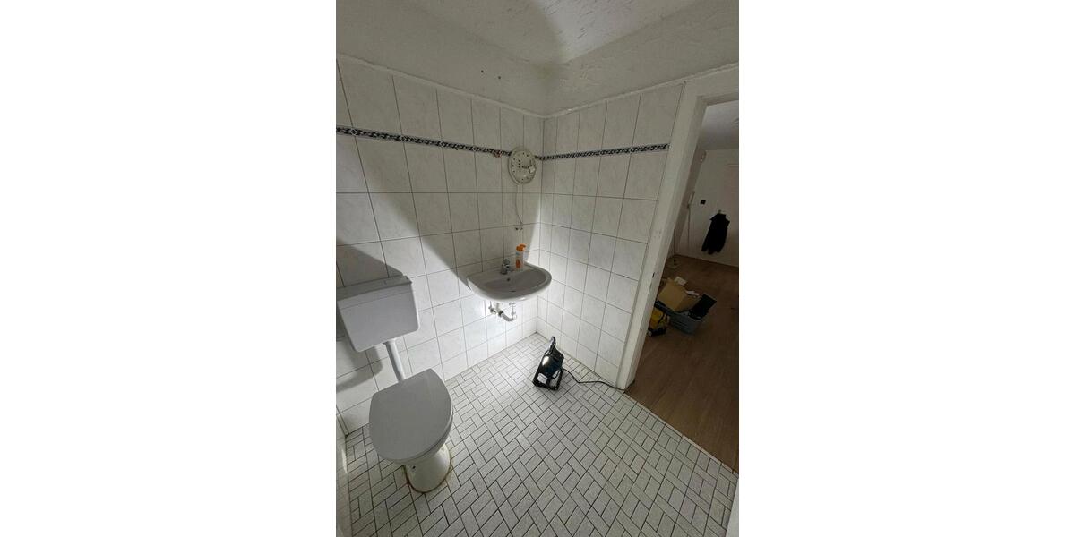 Etagenwohnung Remscheid - 3 Zimmer, 69 m&sup2;, 600&euro; | Angebot:26470930