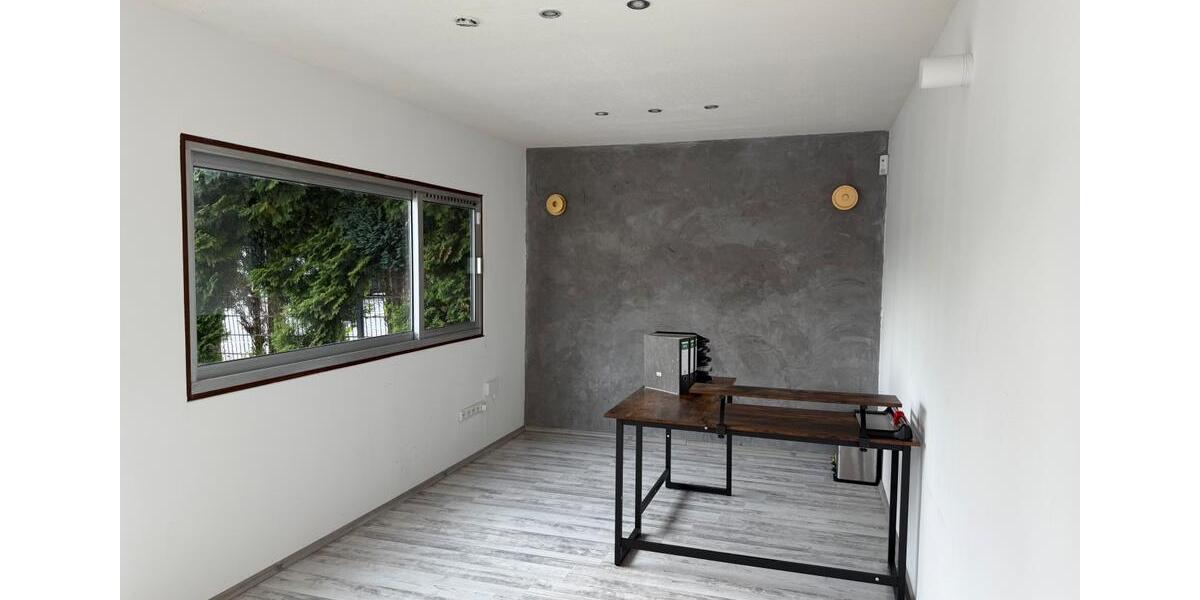 Gewerbegrundstück ca. 350 m² - ideal für Kfz-Handel Stellplatz zimmer