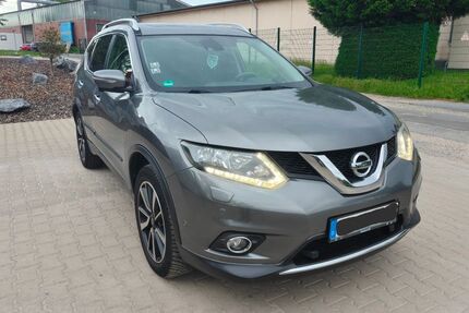 Nissan X-Trail 138.500 km 10.900 &euro; Solingen 42719