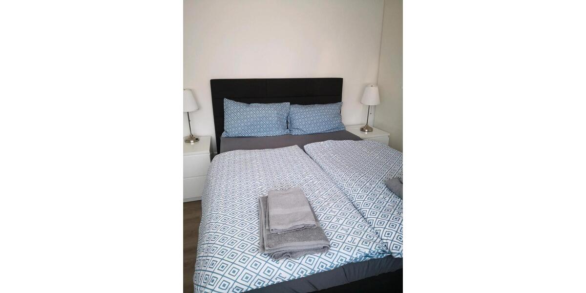 Einfamilienhaus Hilden - 5 Zimmer, 90 m&sup2;, 2.600&euro; | Angebot:25852142