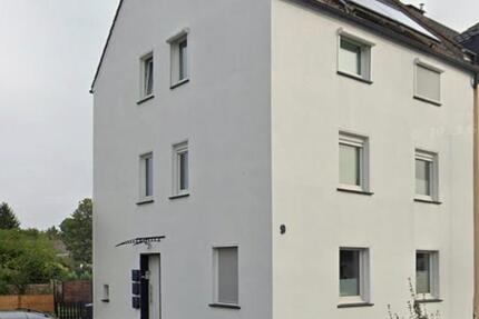 Saniertes MFH mit 3 Parteien zentral in Hilden mit großem Garten 10 zimmer