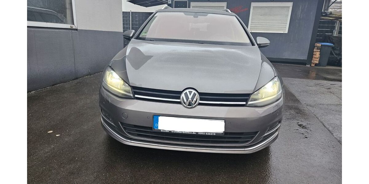 VW Golf 251.204 km 8.500 &euro; Radevormwald 42477
