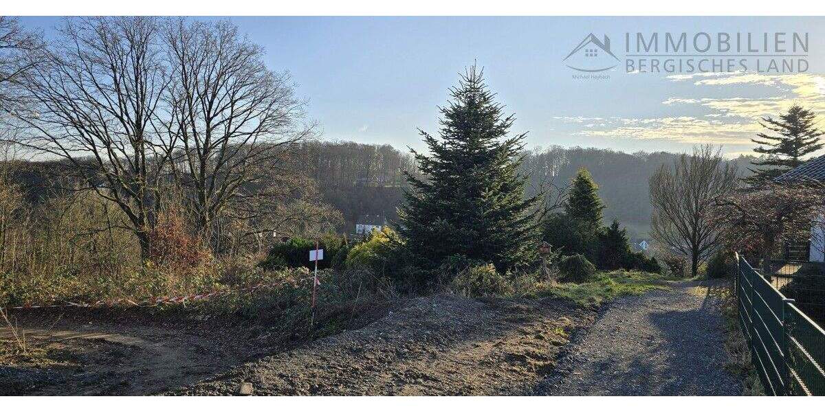 Grundstück Hückeswagen Innenstadt - 210.000&euro; | Angebot:24219852