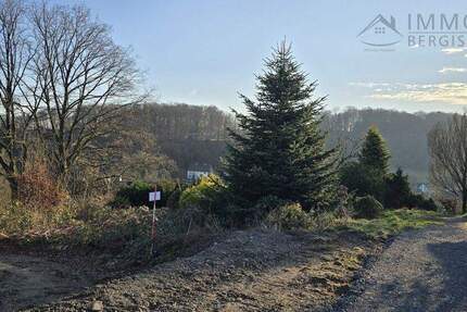 HIER KÖNNTE IHR WOHNTRAUM ENTSTEHEN - ATTRAKTIVES BAUGRUNDSTÜCK IN BELIEBTER LAGE zimmer