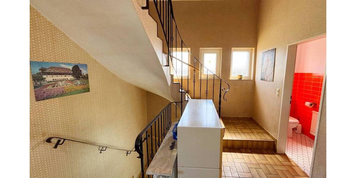 Ländliches Einfamilienhaus im Dornröschenschlaf 4 zimmer