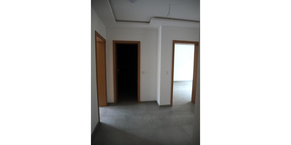 Frisch sanierte Wohnung im 1. Obergeschoss 3 zimmer