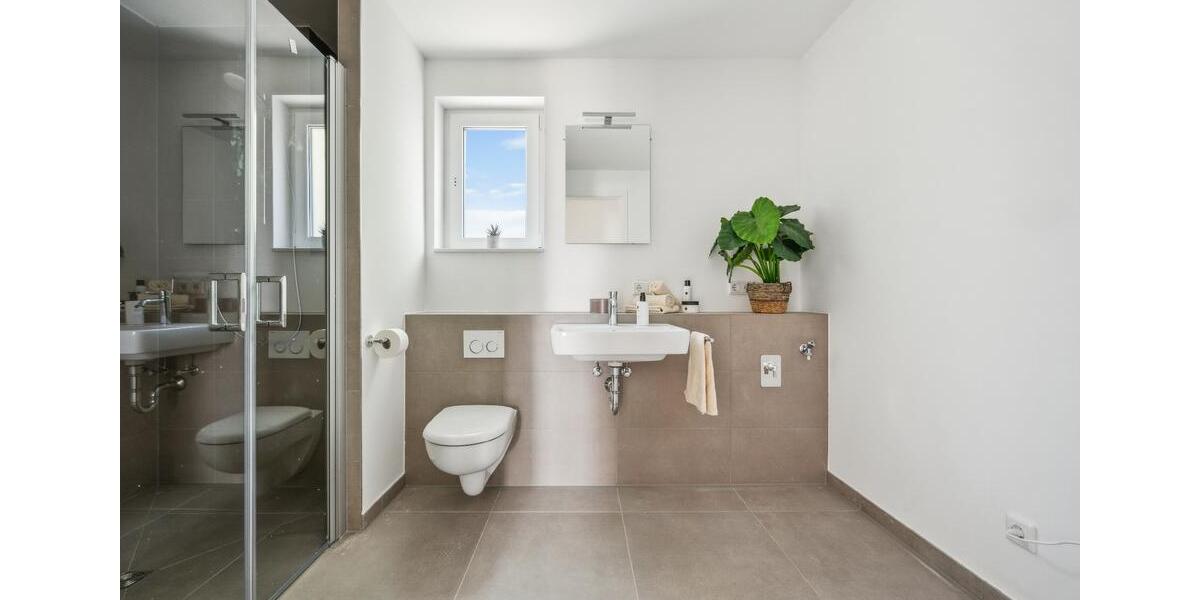 Erdgeschoßwohnung Düsseldorf Stadtbezirk 3 - 2 Zimmer, 67 m&sup2;, 1.310&euro; | Angebot:26195757