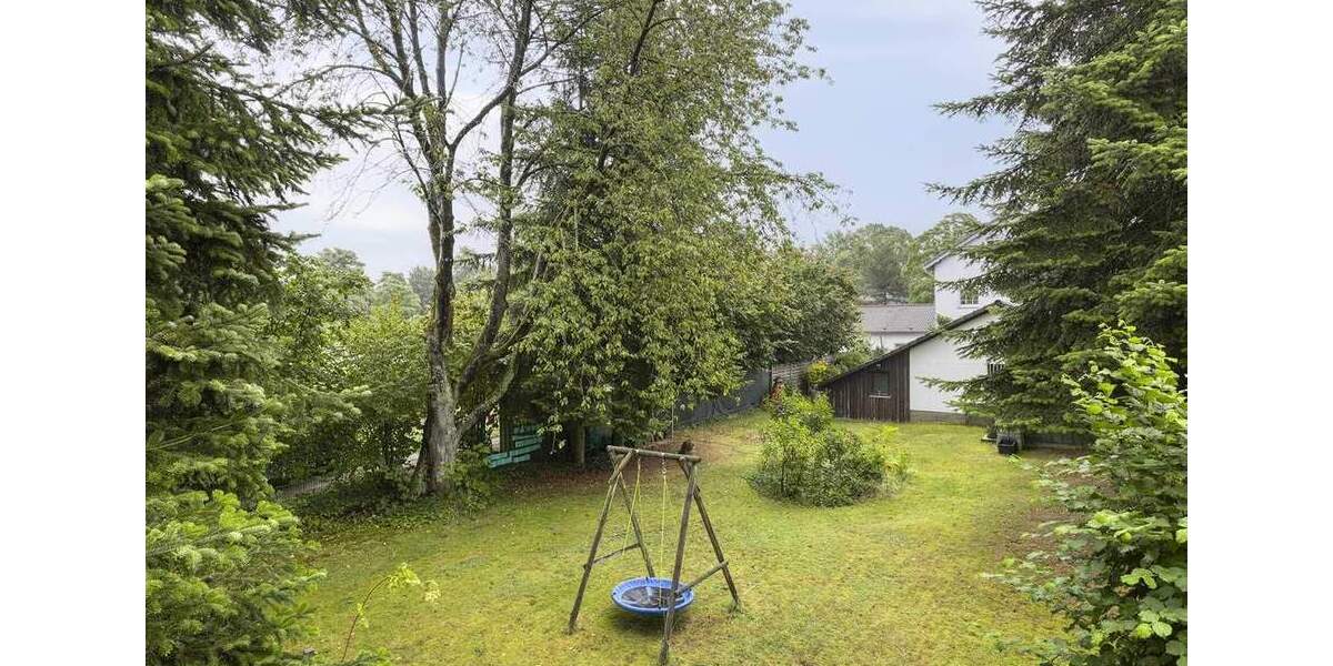 Großzügige Maisonettewohnung mit 900 m² Garten und Garage in Breitscheid 4 zimmer