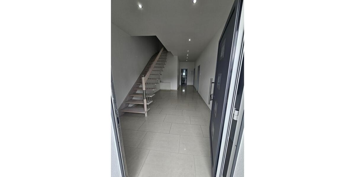 Helle Doppelhaushälfte in Gevelsberg mit viel Platz 4.5 zimmer