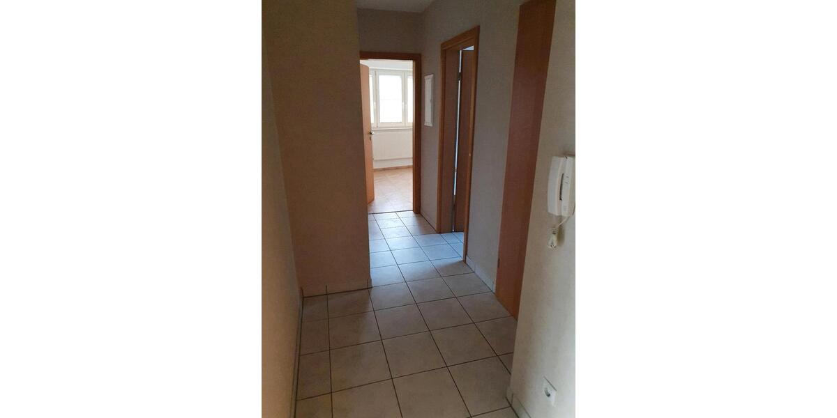 Etagenwohnung Remscheid Lüttringhausen - 4 Zimmer, 80 m&sup2;, 220.000&euro; | Angebot:27425681