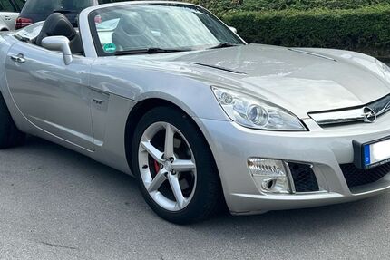 Opel GT 180.000 km 10.985 &euro; Wuppertal 42329