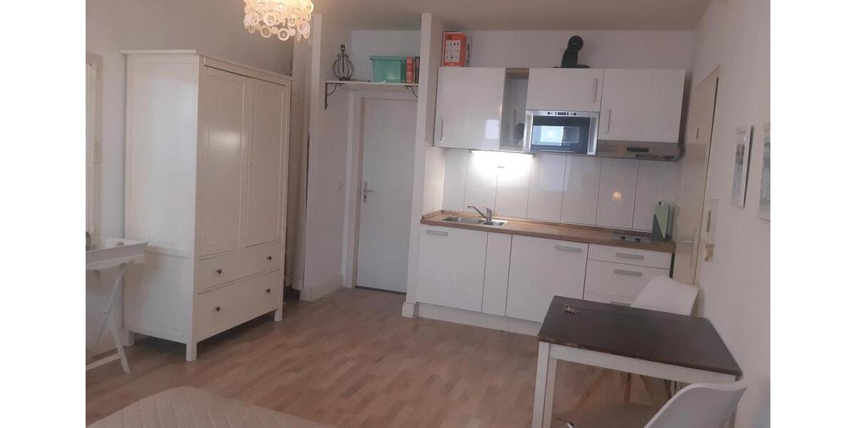 Komplett möbliertes Apartmen in Unterbilk! 1 zimmer
